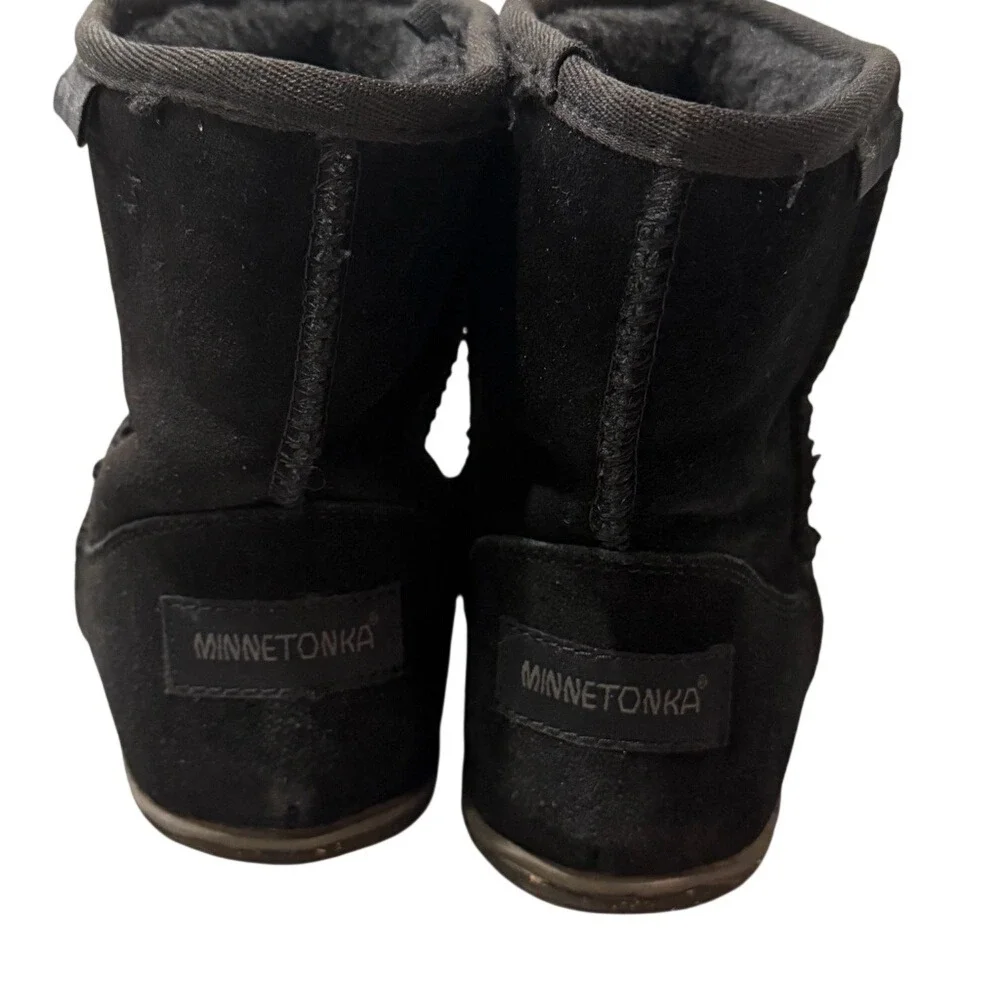 Minnetonka Black‎ Suede Faux Fur Lined Ankle Boots Women 6